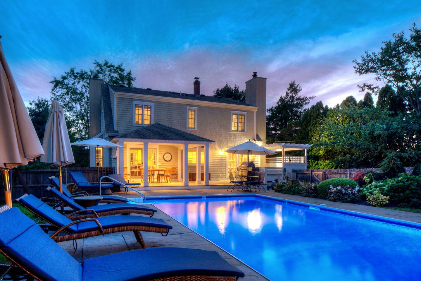 The Ideal Stay Pool Property Exterior